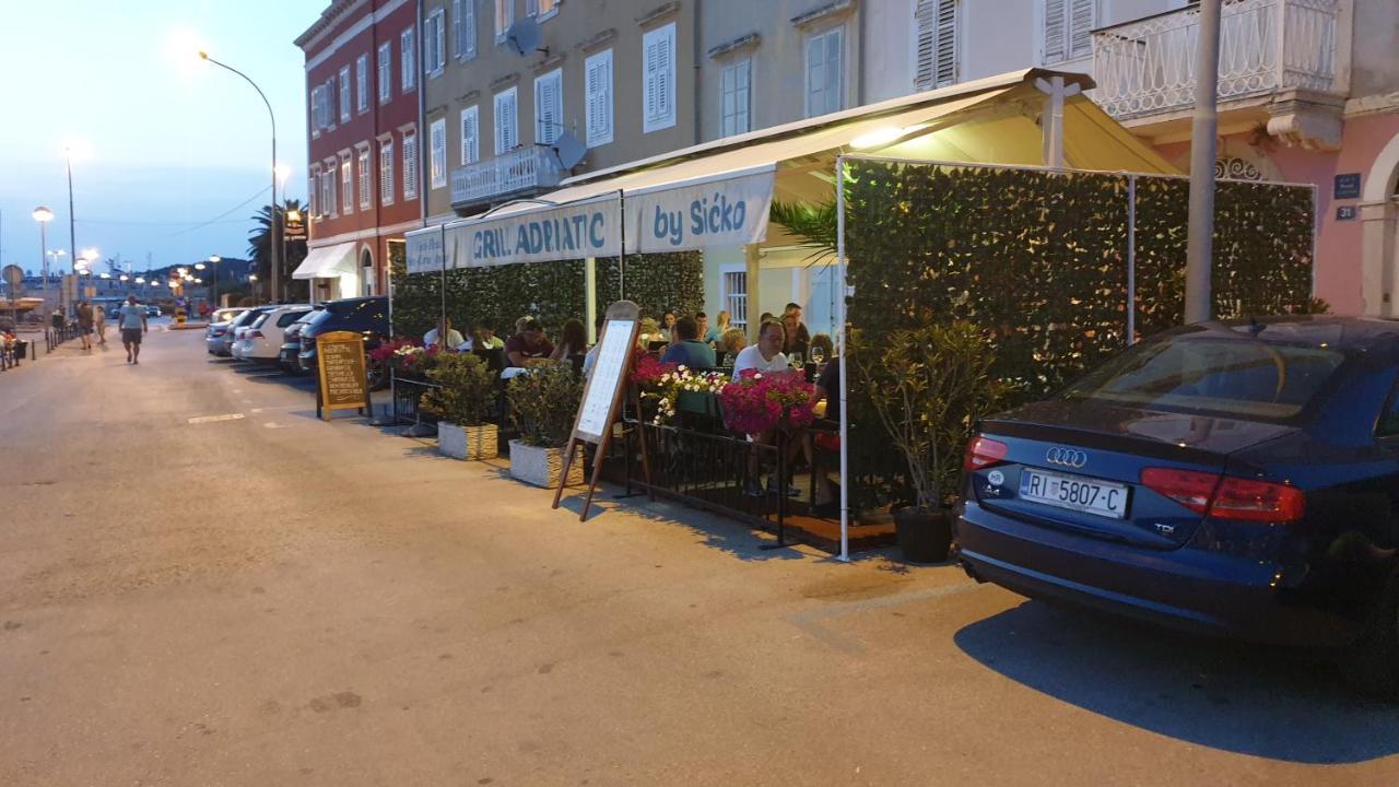 Apartments Rosa Mali Lošinj Buitenkant foto