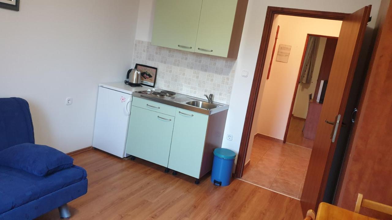 Apartments Rosa Mali Lošinj Buitenkant foto