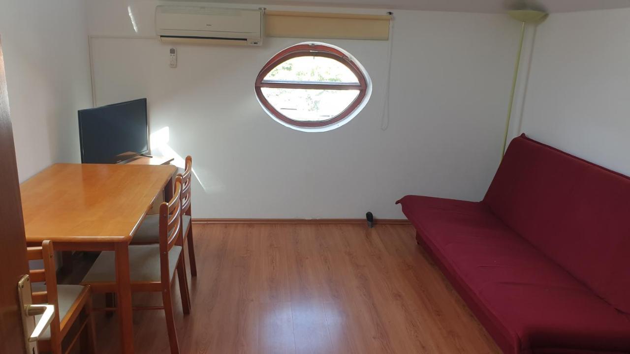 Apartments Rosa Mali Lošinj Buitenkant foto